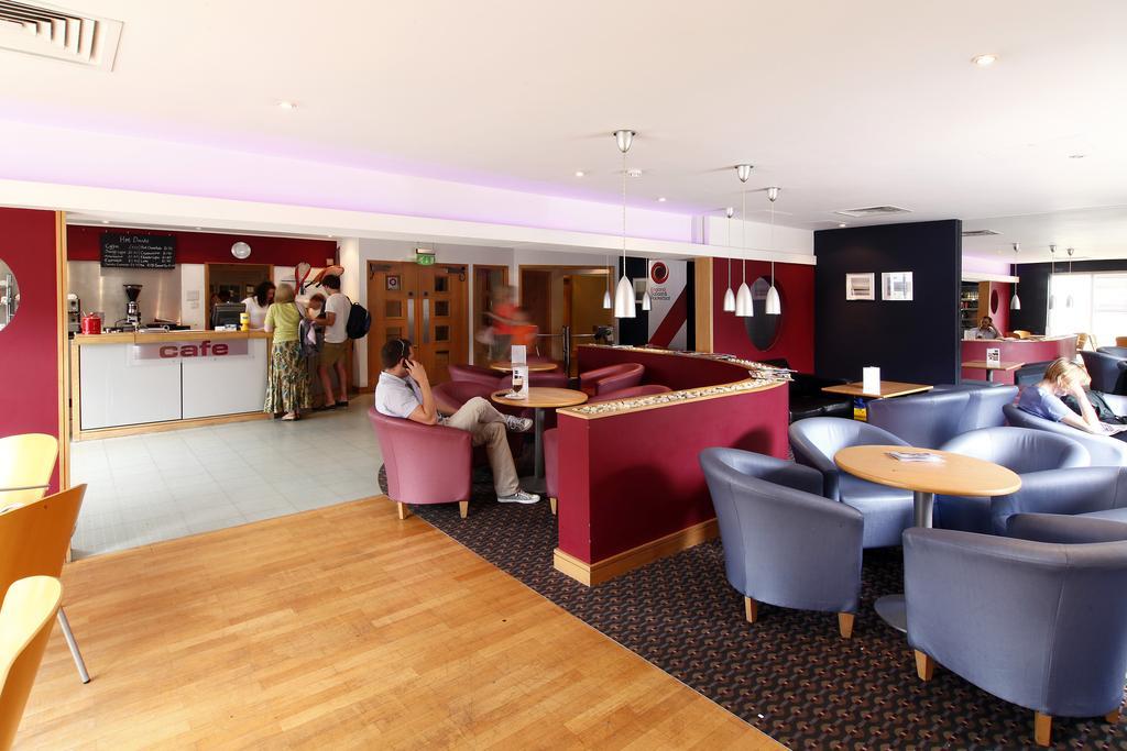 South Marston Hotel And Leisure Club Swindon Ngoại thất bức ảnh
